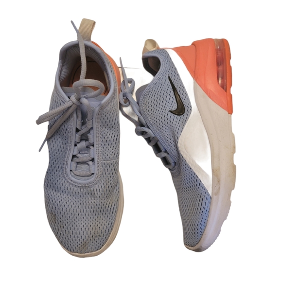 Nike Shoes - Nike Women's Air Max Motion 2 Running Sneakers
